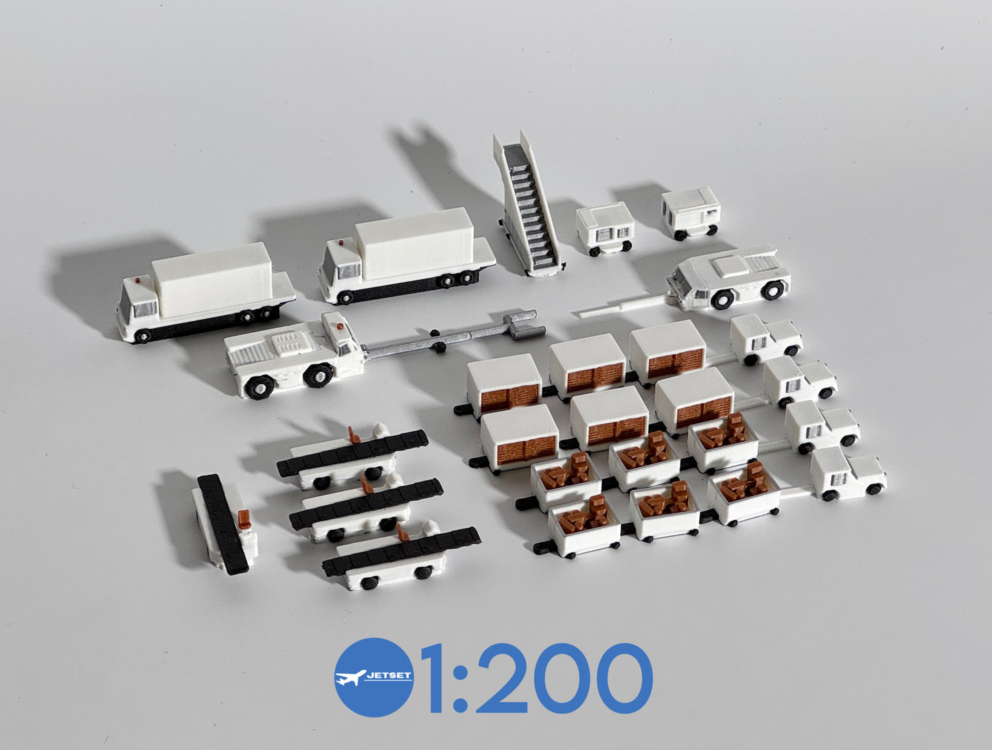 1:200 SCALE GENERIC GSE (ground support equipment) for Airplanes - 27 pieces. High Detail.