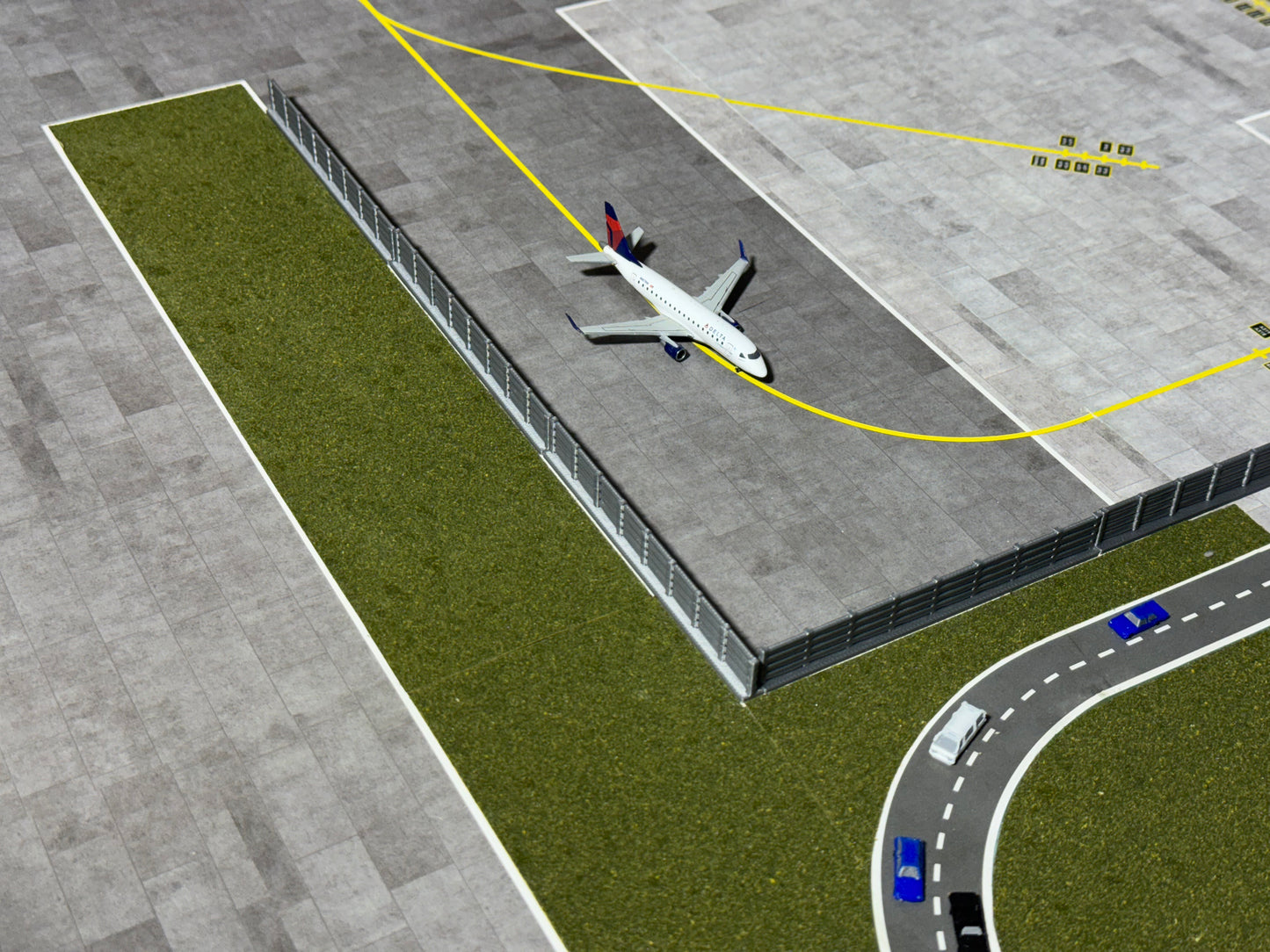 Jetset Models 1:400 Scale Airport Fence- 32 inches or 180 inches BULK - Airport Accessories