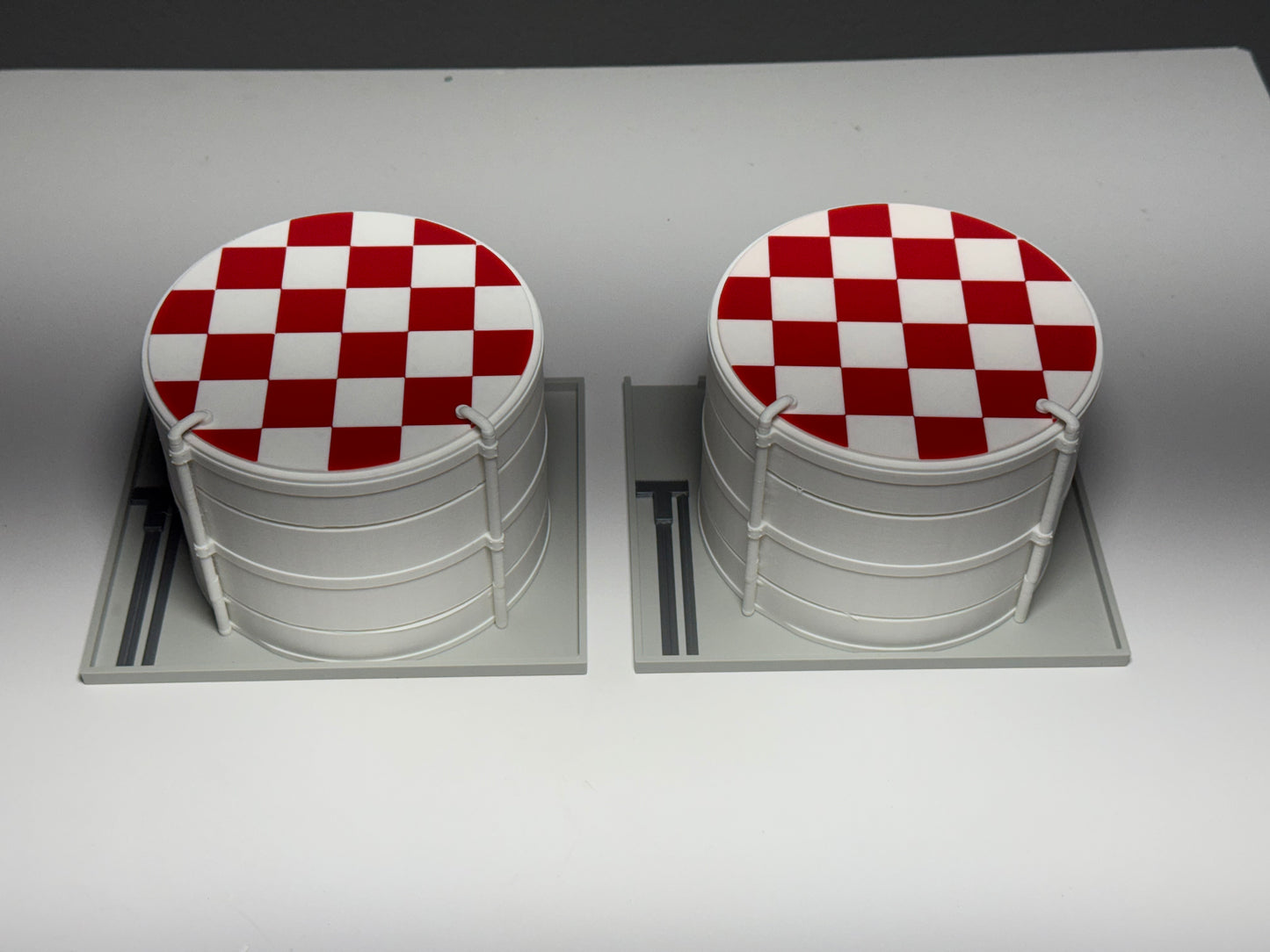 1:200 Scale x2 Fuel tanks Airport Structure with Base 5” x 5” Tanks.