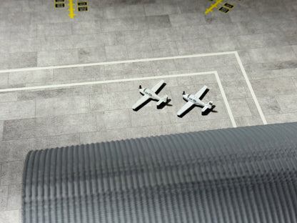 11x 1:400 Scale Miscellaneous General Aviation Aircraft (Cessnas, Cirrus, Beechcraft)