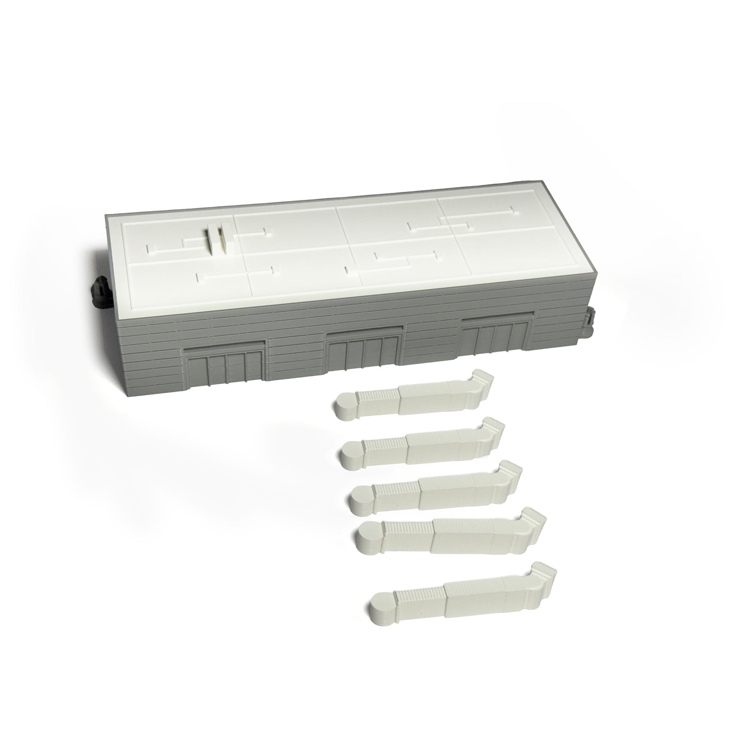Model Airport Terminal 5x Gates with Removable Roof (13” x 5”)