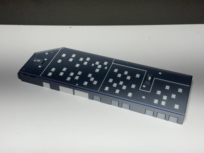 1:400 Scale Grey Cargo Support Building | Freight Ramp Diorama Accessory