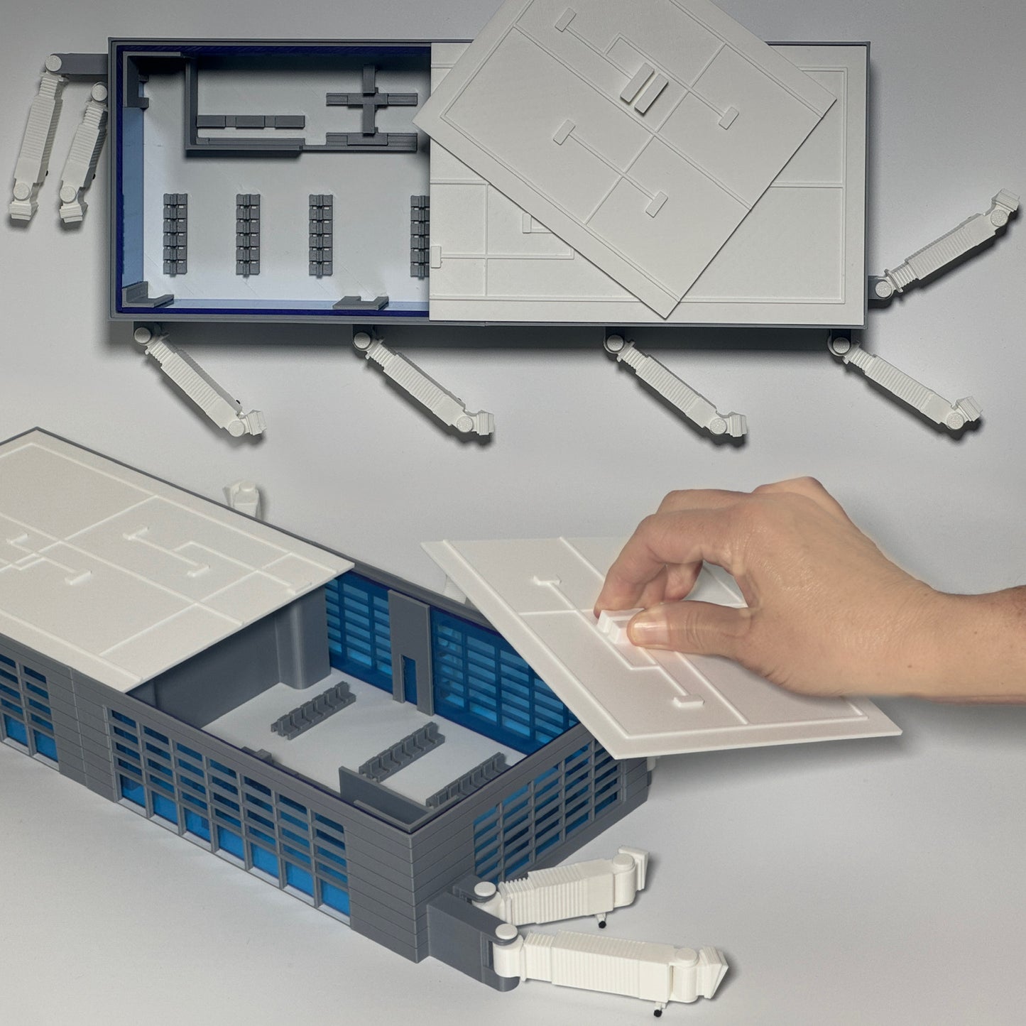 Airport Terminal Playset/Display Model– Fits Daron Planes, Moving Jetways, Removable Roof, Realistic Full Interior, Transparent Windows – Collectible Toy for Kids & Aviation Enthusiasts (18” x 7”)