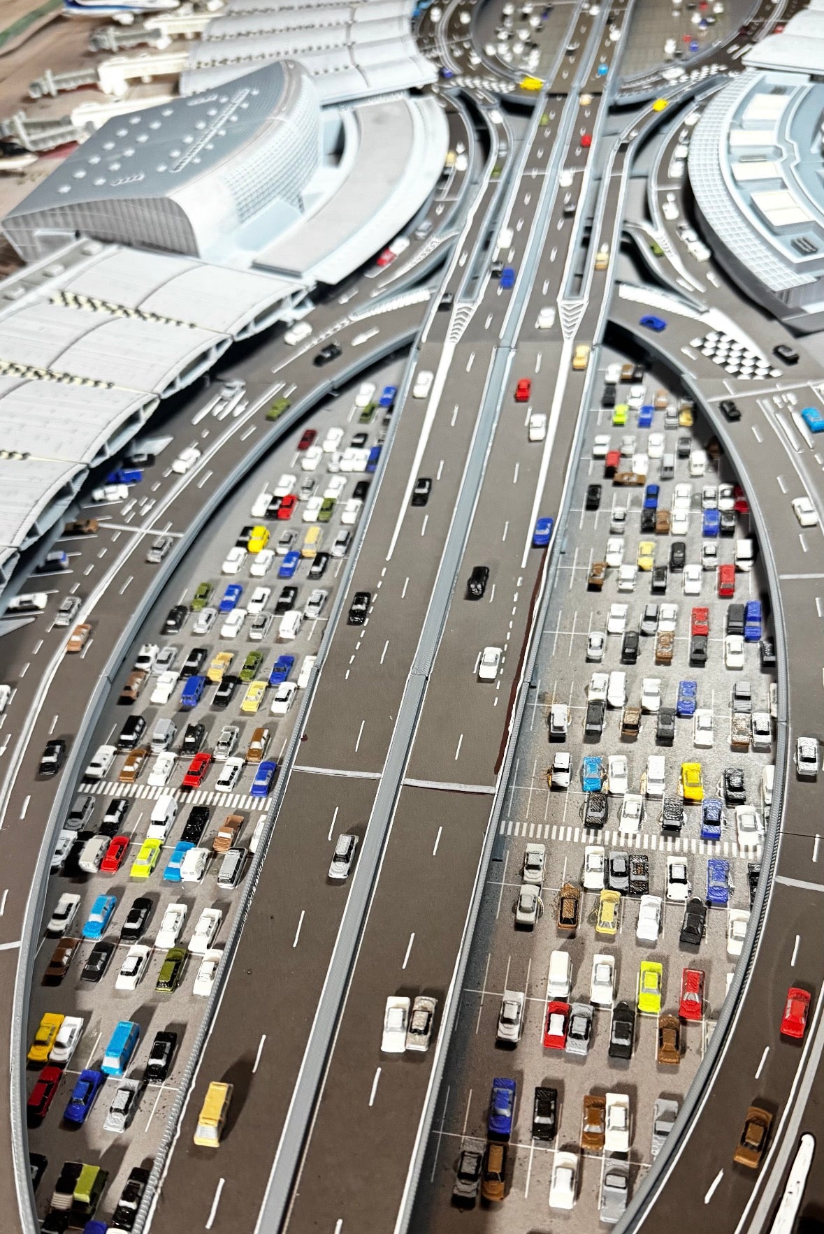 1:400 Scale Airport Parking Lot Cars Set | 30 or 120 Multicolor Vehicles | Model Airport Diorama Accessory