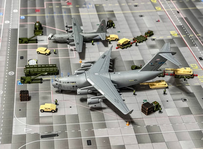 Jetset Models 1:400 Airport Accessories Scale Military GSE with 30 pieces