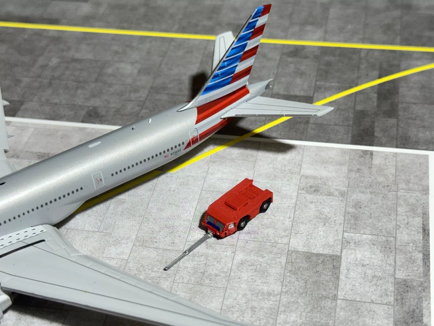 Jetset Models 1:400 -American Airlines- GSE C/W Gemini Jets, NG Models, Etc.