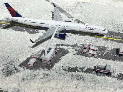 1:400 Jetset Models Airport De-icing Vehicle Set